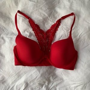 32D VS bra with open front clasp